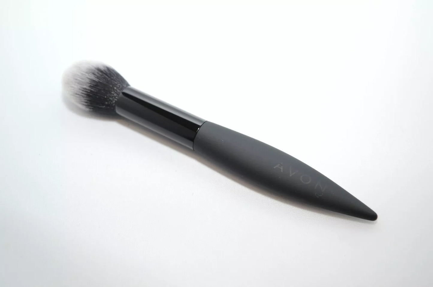 50x Avon Makeup Brushes deal for Highlight, eye, cheek and Contouring brush set