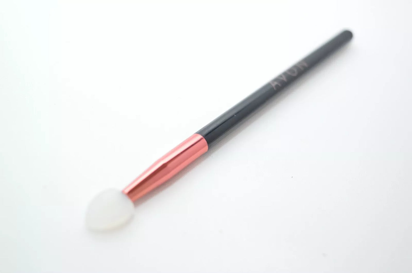 50x Avon Makeup Brushes deal for Highlight, eye, cheek and Contouring brush set